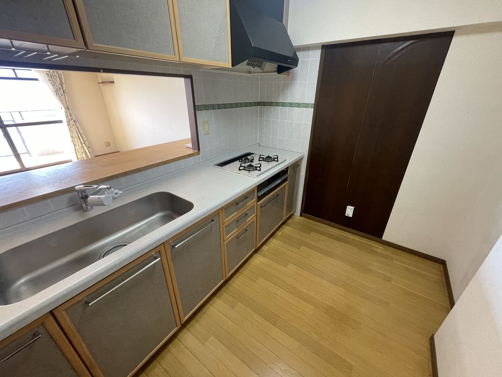 ※商談中　売マンション・別府市餅ケ浜町